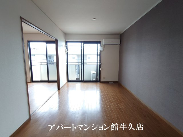 グリーンハイツⅡの居間・リビング