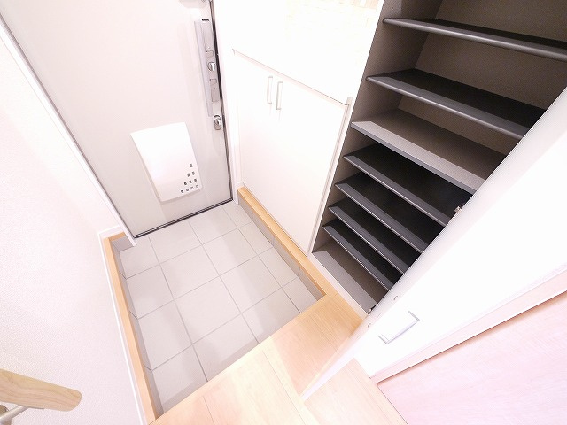 アトリエールの玄関