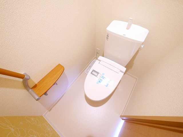 アトリエールのトイレ|ゆったりとした空間のトイレです
