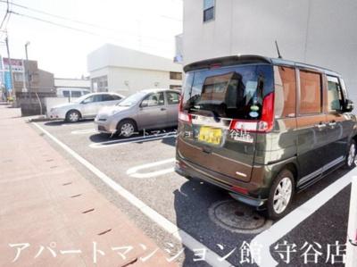 【駐車場】 | サム・スマイルガーデン