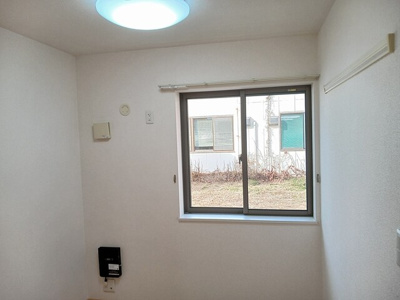 【寝室】 | サム・スマイルガーデン