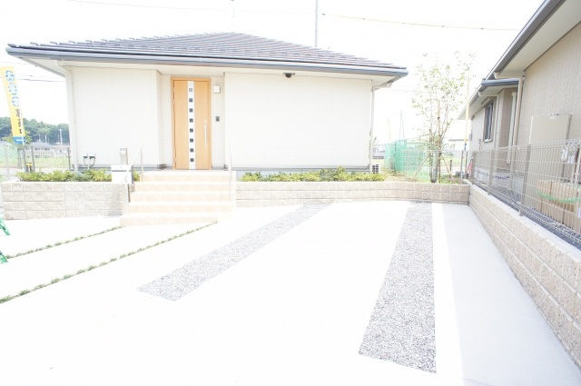 ヴェル・デュールⅡの駐車場