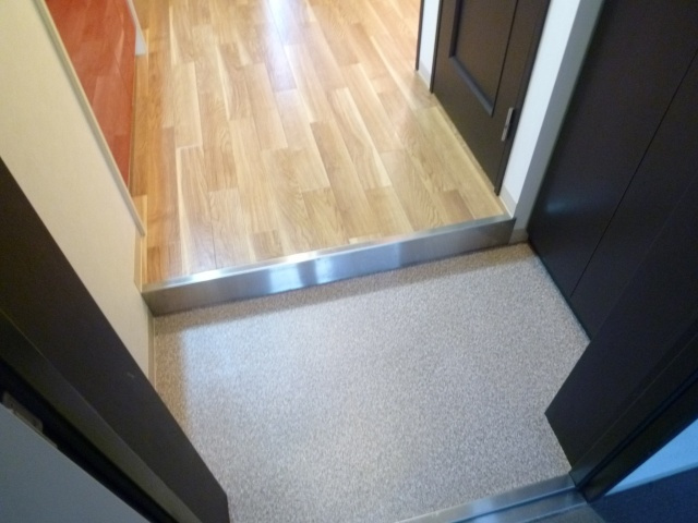 大阪市浪速区桜川４丁目の賃貸マンション