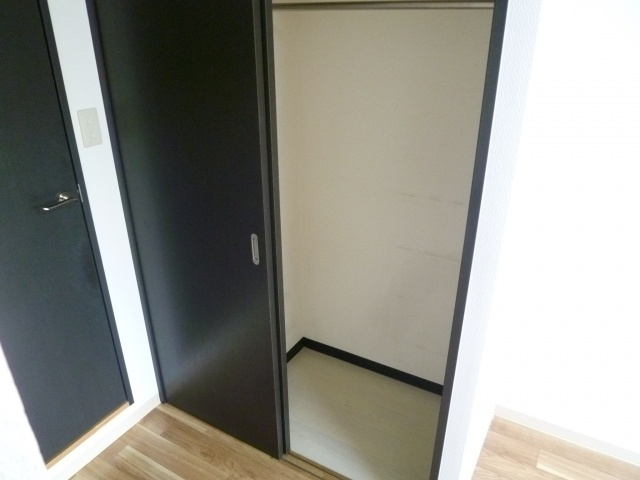 大阪市浪速区桜川４丁目の賃貸マンション