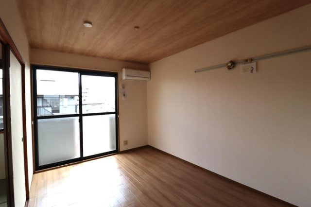 【洋室】 | シェリールアタゴⅢ