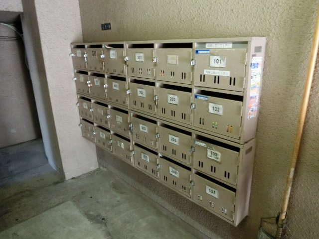 東部マンションのエントランス