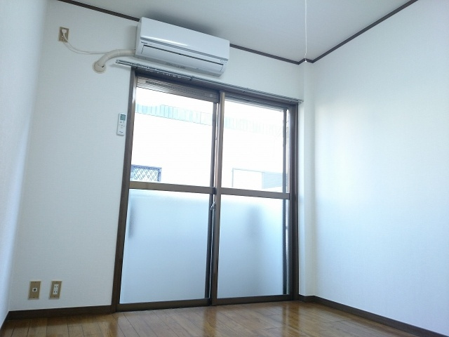 プレステージKの洋室