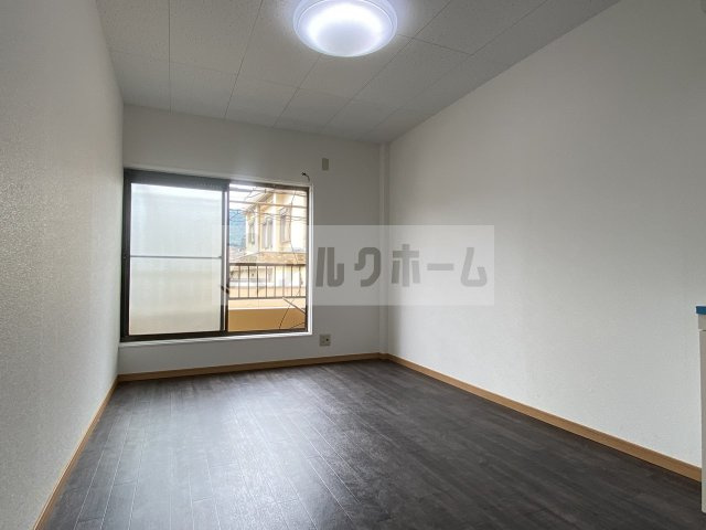 サンコート高安の寝室|サンコート高安