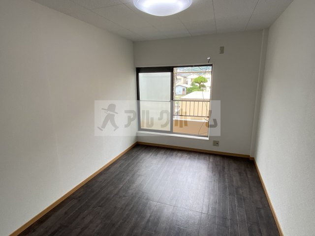 サンコート高安の寝室|サンコート高安