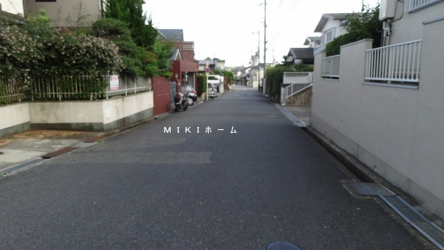 箕面市粟生外院１丁目　土地