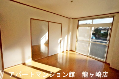 【寝室】 | エスポワールＭ