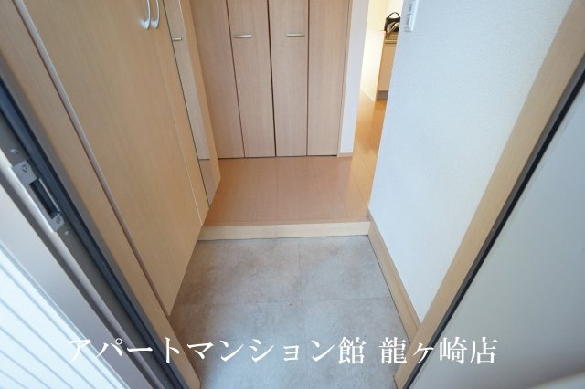 グランドステージ久保台Bの玄関