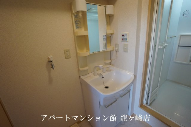 プレジオAの独立洗面台