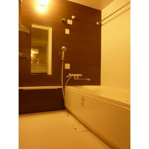 ラクレイス西新レジデンシャルタワーの浴室|ラクレイス西新レジデンシャルタワー（2LDK）