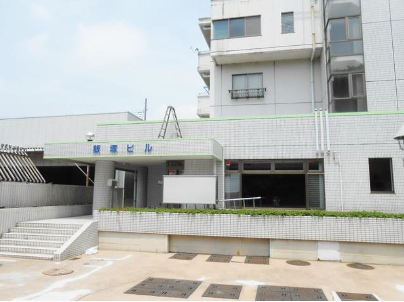 イイツカビルの外観