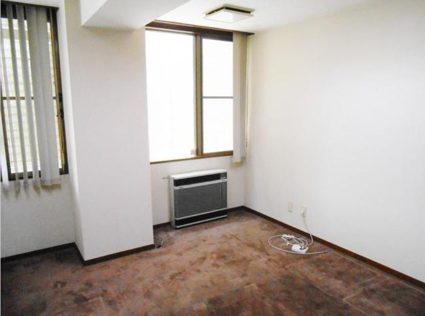 イイツカビルの内装