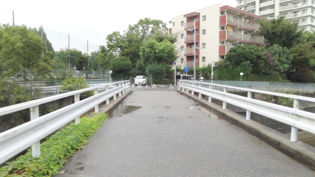 箕面市稲2丁目　中古戸建の周辺