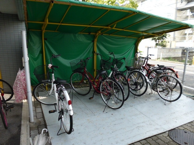 倉敷市松島の賃貸マンションのその他共用部分|自転車置き場