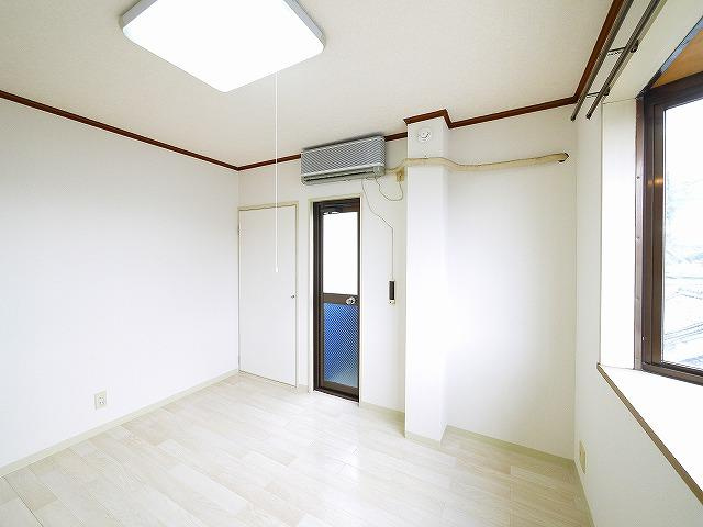 CASA天理の居間・リビング|ゆったりした居間