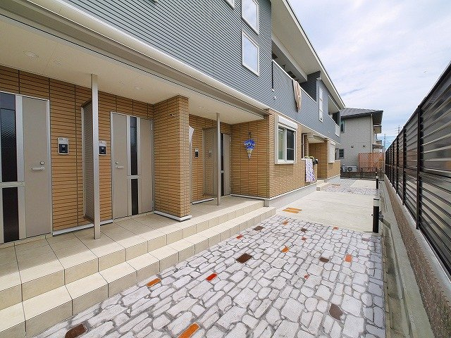 ラオックスⅠのその他共用部分|玄関前