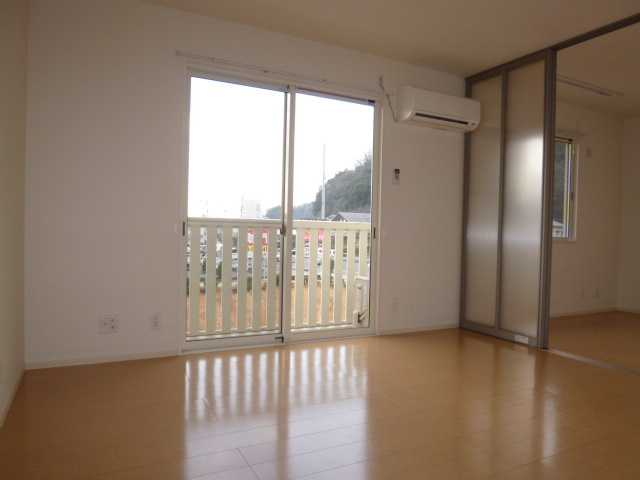 スカイレジデンスの居間・リビング