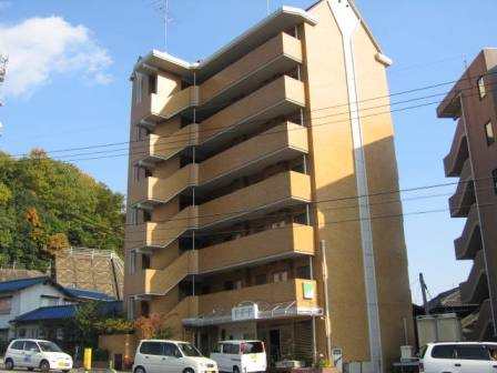 倉敷市二子の賃貸マンションの外観