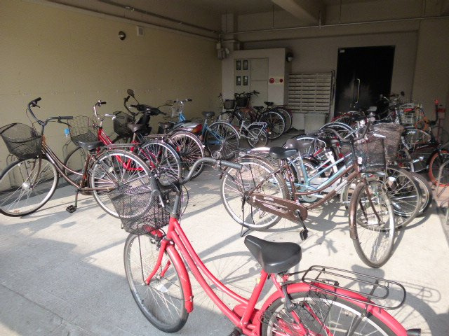 倉敷市二子の賃貸マンションのその他共用部分|自転車置き場