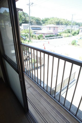 【バルコニー】 | フラワーコーポ | 目の前に高い建物が無いので開放感がたまらない。