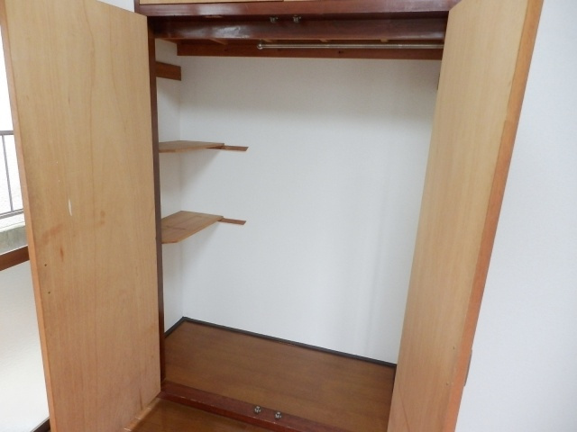エステート根岸の収納