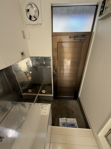 【玄関】
