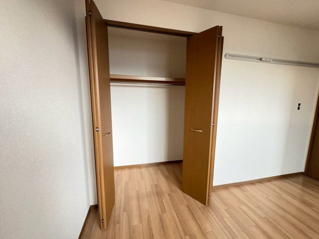 リビングタウン堀之内Ｂの収納