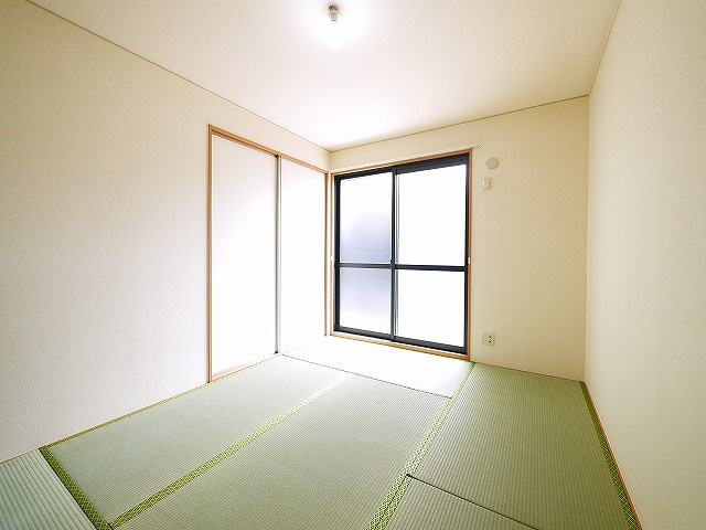 ジェイアール郡山Bの和室