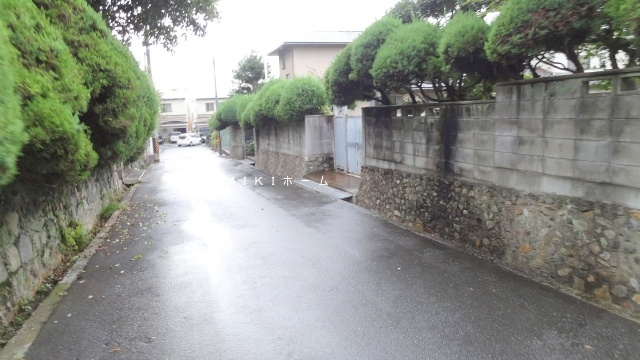 箕面市桜ケ丘３丁目　土地の周辺