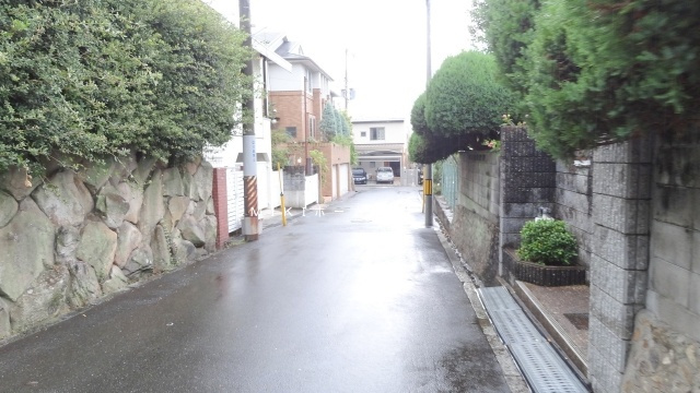 箕面市桜ケ丘３丁目　土地の周辺