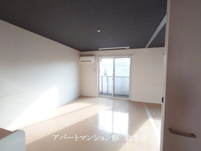 【居間・リビング】 | Owen Stanley B