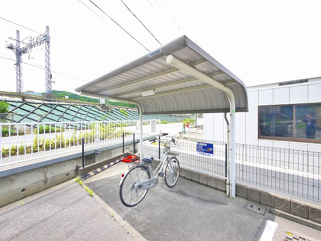 ヴィラコンフォートのその他共用部分|屋根付き駐輪場