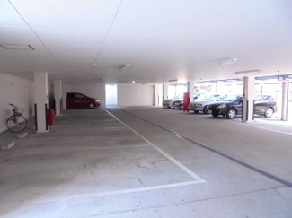 【駐車場】 | エルデン緑地 | 敷地内地下駐車場★