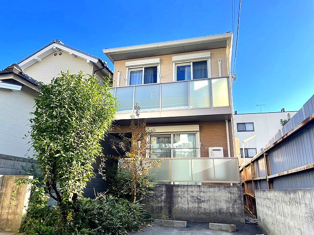 シャーメゾン真輝の外観|キレイな外観です。