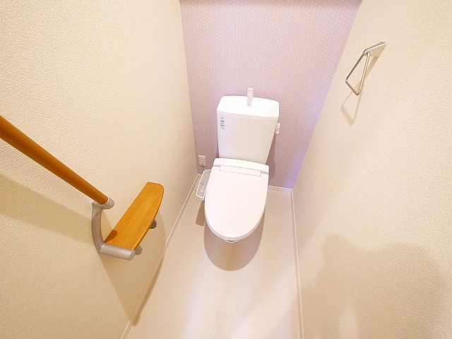 シャーメゾン真輝のトイレ|落ち着いたトイレです