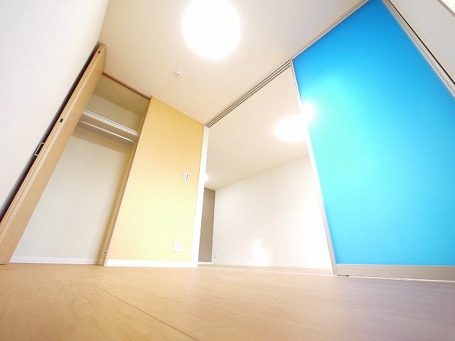 シャーメゾン真輝の洋室|使い勝手のいい洋室です