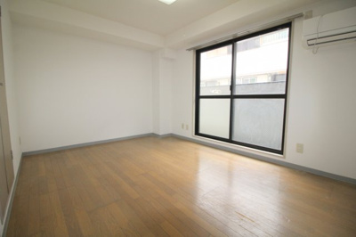 【居間・リビング】 | ベル・パレス豊中 | 別室の写真使用