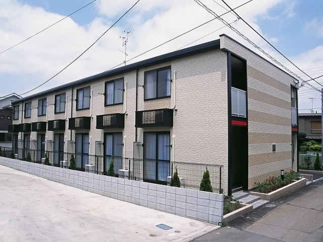 レオパレスグリーン文桜の外観