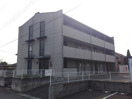レオパレスＮＩＩＢＯＲＩの外観