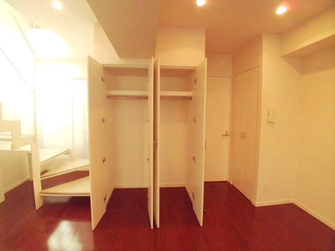 【収納】 | プライムアーバン本駒込 | １２．８帖の洋室の収納です。【プライムアーバン本駒込】