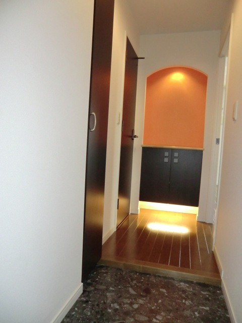 スプルース・ネストの玄関