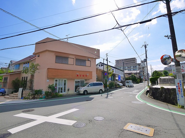 学園北2丁目店舗の外観