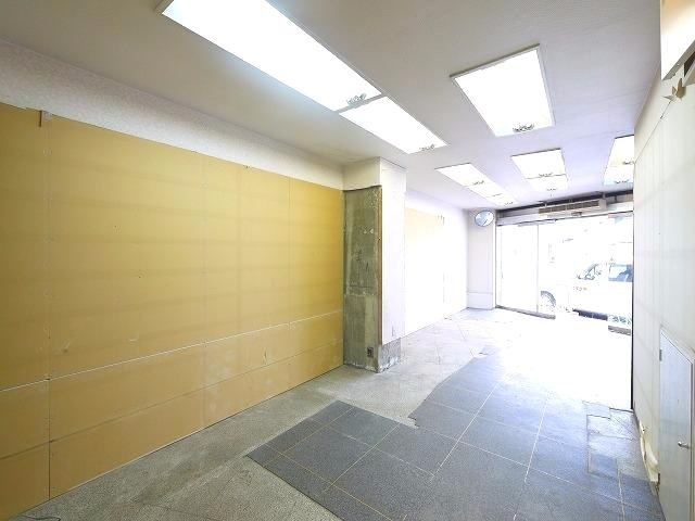 学園朝日町（貸ビル）の内装