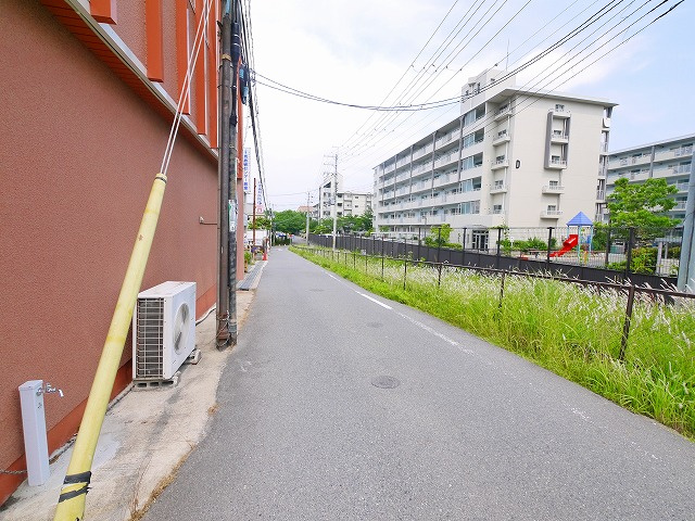 学園朝日町（貸ビル）の周辺