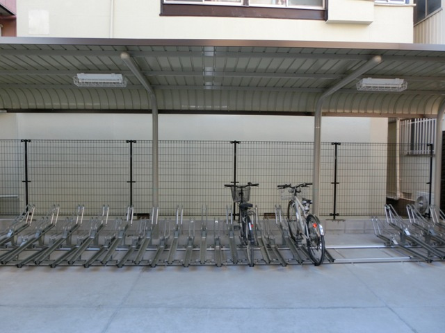 ラグゼ十三東のその他共用部分|駐輪場