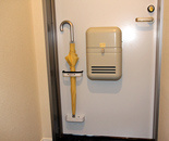 【玄関】 | レオネクスト真 | ※別のお部屋の写真です。